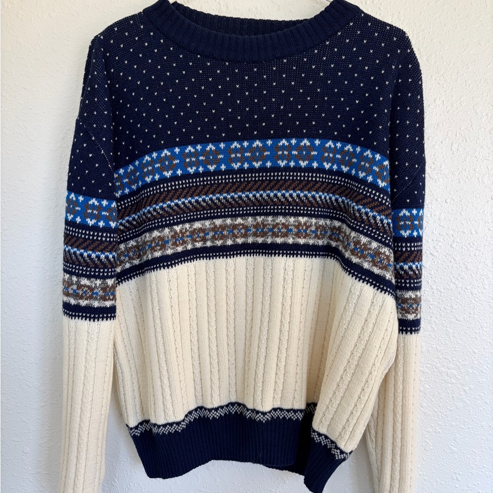 Men's Navy and Cream Crewneck Sweater